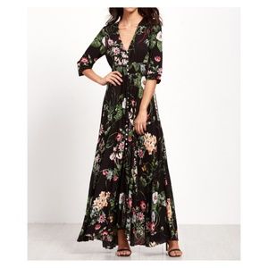 EUC black Maxi Dress with 3/4 sleeves.